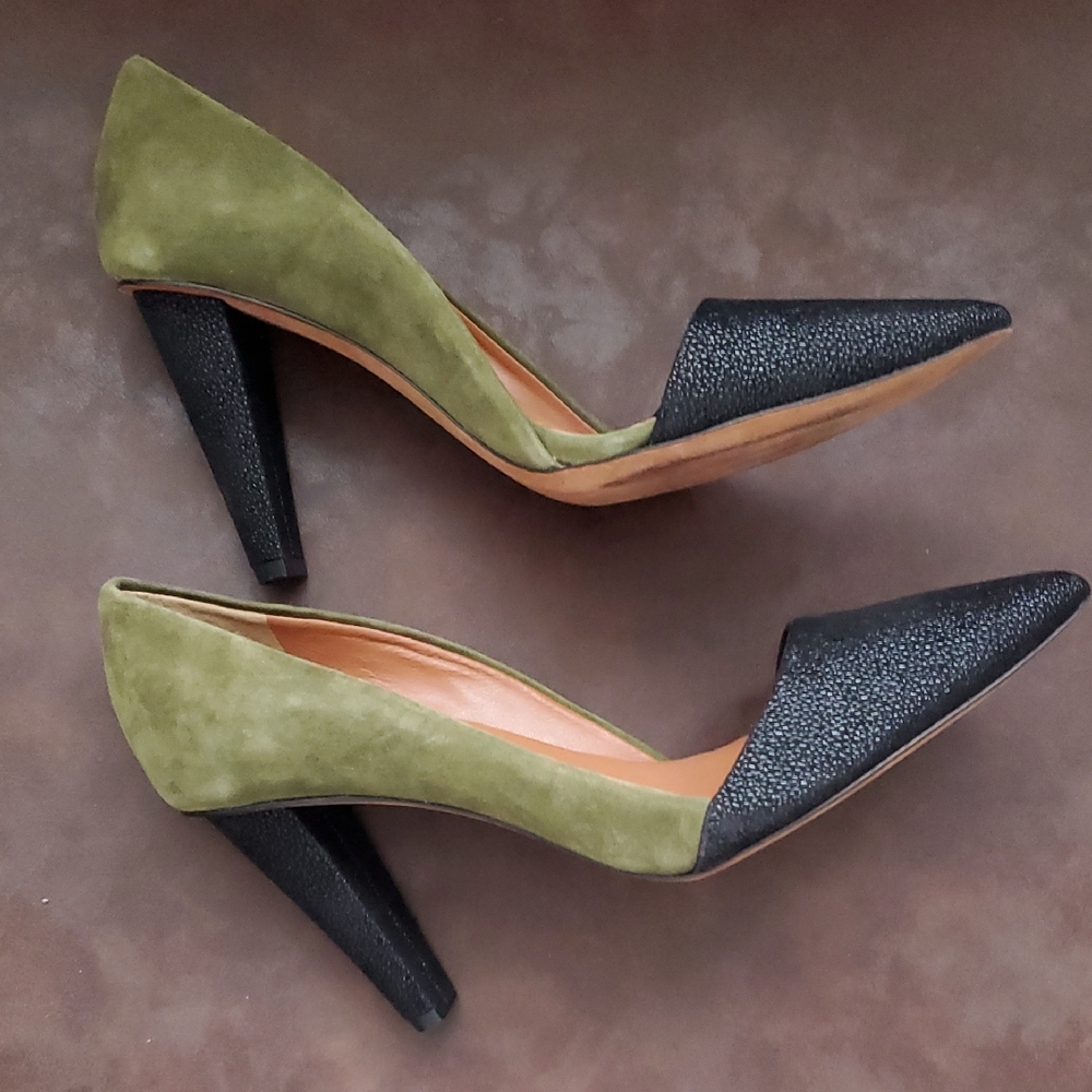 Rebecca Minkoff Abel Suede D’Orsay Heels – Black & Olive